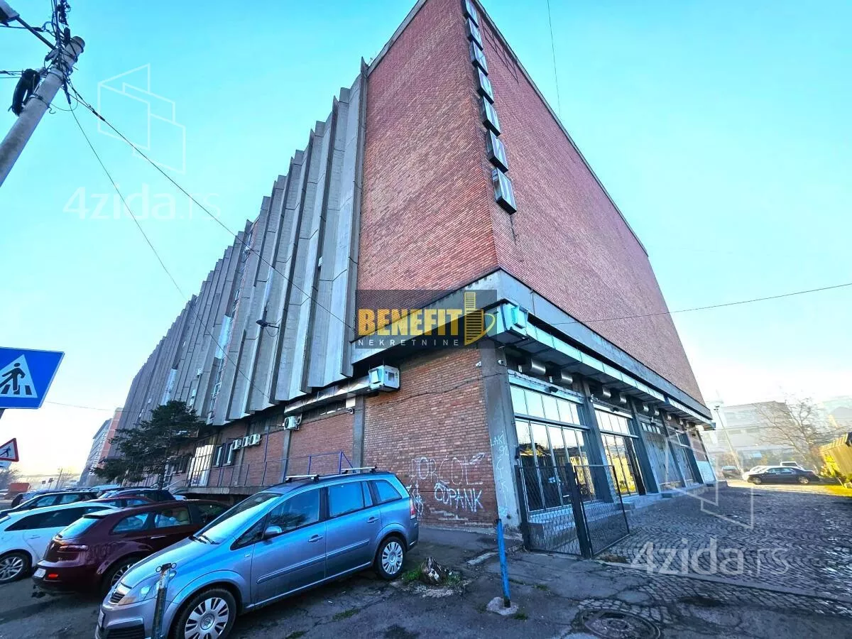 Poslovni prostor | 4zida