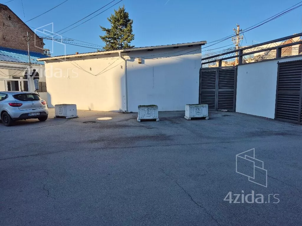 Poslovni prostor | 4zida