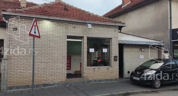 Poslovni prostor | 4zida