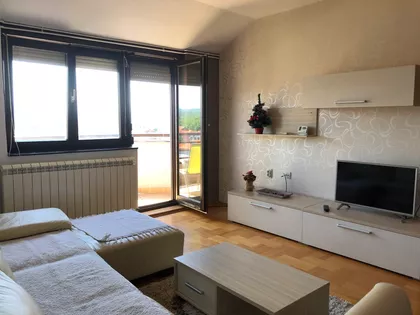 Bulevar Medijana | 4zida.rs