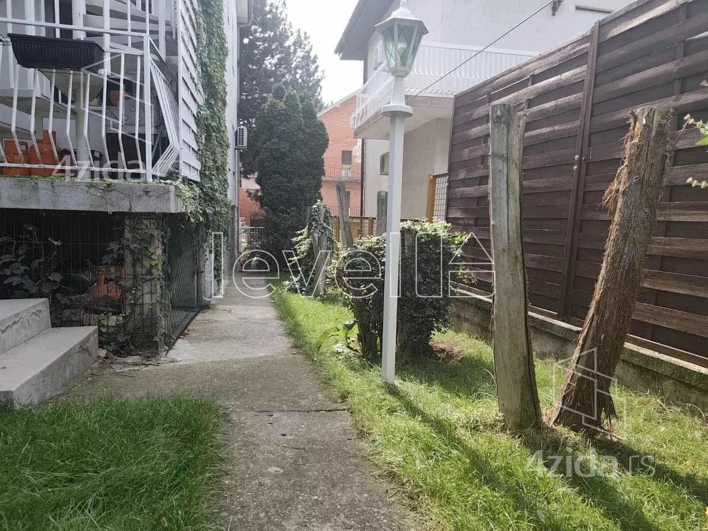 Kuća | 4zida