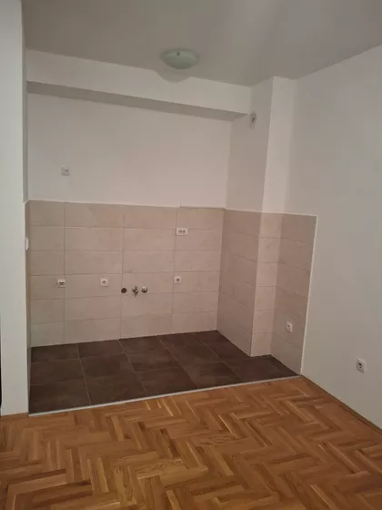 Bratstva I Jedinstva 31A | 4zida.rs