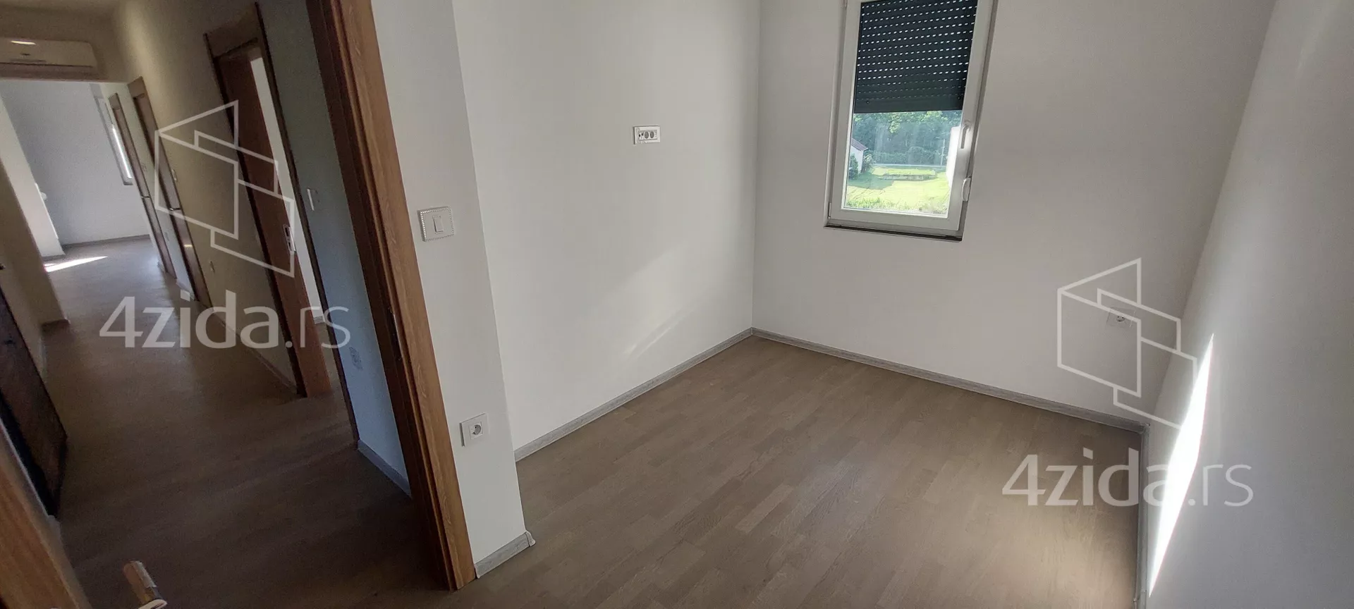 Fotografija stana 16 od 26