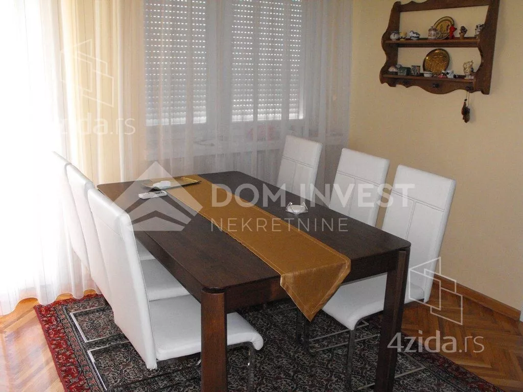 Troiposoban stan | 4zida