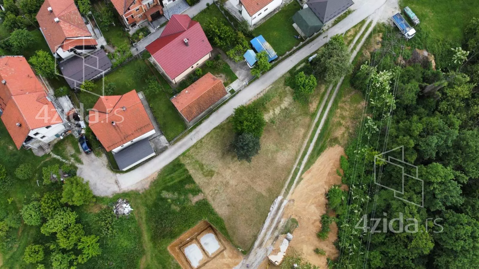 Građevinsko zemljište | 4zida