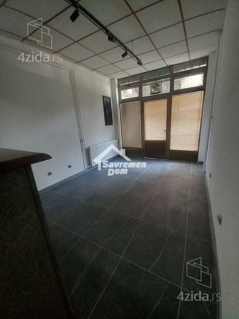 Poslovni prostor | 4zida