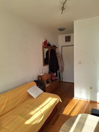 Bulevar Cara Lazara 100 | 4zida.rs