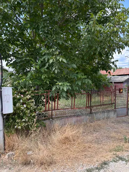 Okolne lokacije | 4zida.rs