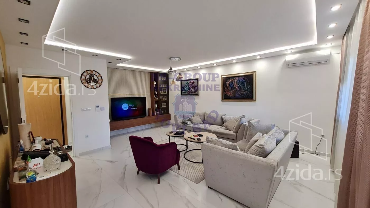 Petosoban stan | 4zida