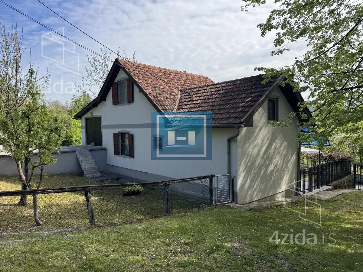 Kuća | 4zida