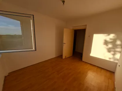 Sergeja Jesenjina | 4zida.rs
