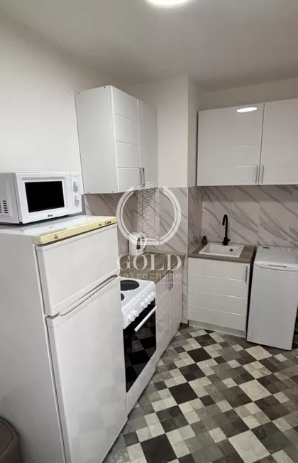 Šekspirova | 4zida.rs