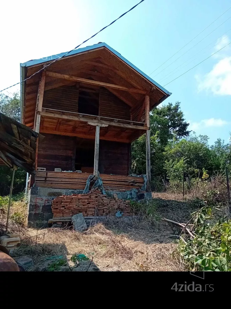 Građevinsko zemljište | 4zida