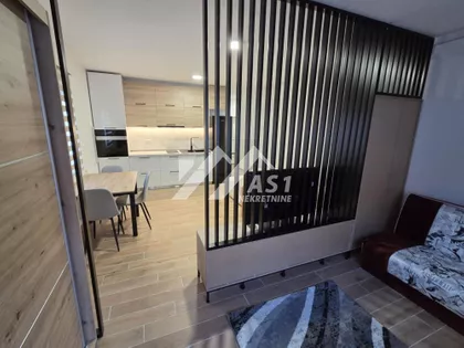 KOSOVKE DEVOJKE | 4zida.rs