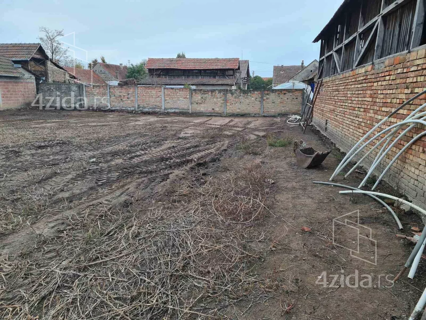 Građevinsko zemljište | 4zida