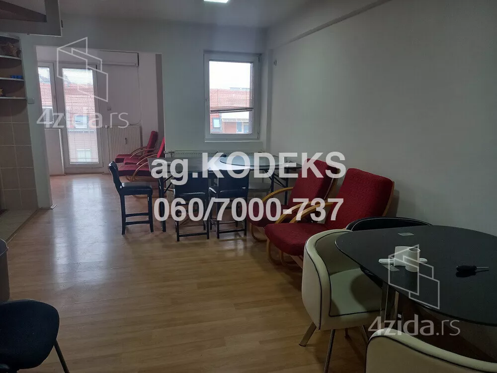 Petosoban stan | 4zida