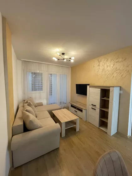 Miše Dimitrijevića 15 | 4zida.rs