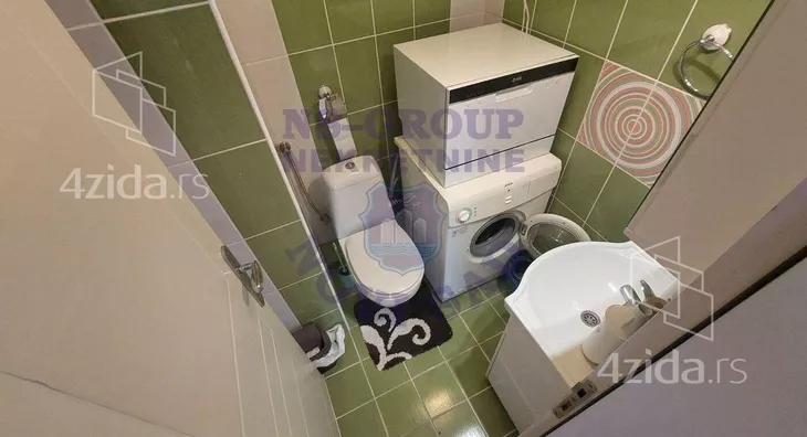 Petosoban stan | 4zida