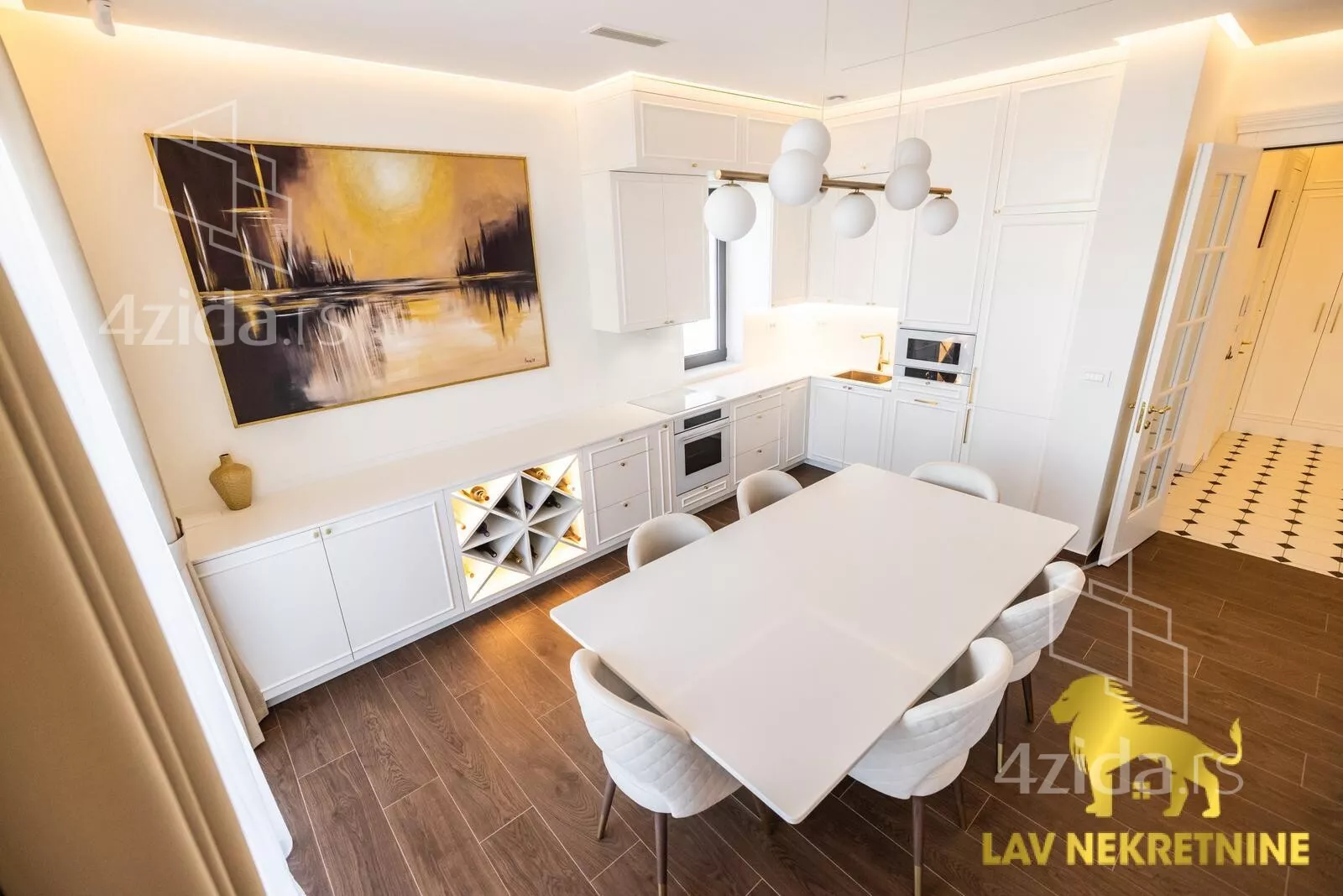 Petosoban stan | 4zida