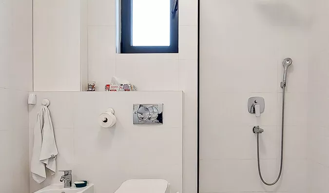 Šestosoban stan | 4zida