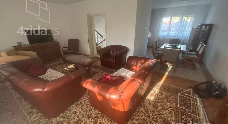 3-etažna kuća | 4zida