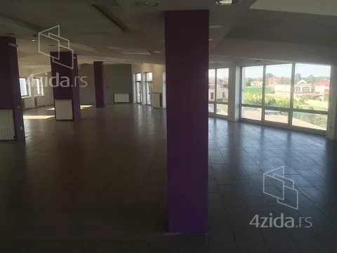 Lokal | 4zida