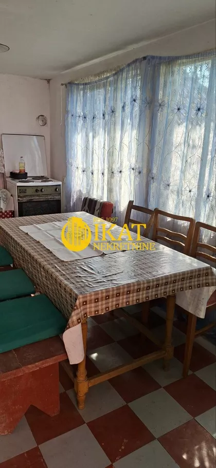 Zaselak Stojanići | 4zida.rs