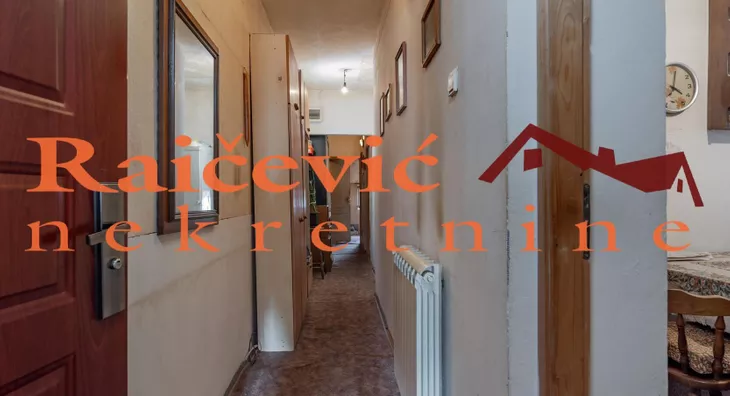 Četvoroiposoban stan | 4zida