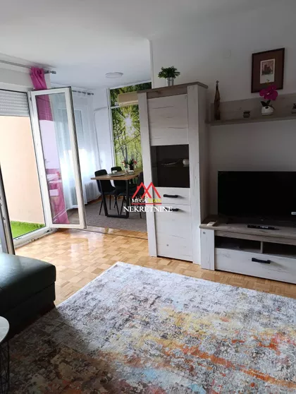 Bulevar Cara Lazara | 4zida.rs