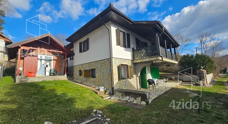 2-etažna kuća | 4zida