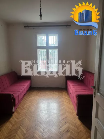 Lamartinova | 4zida.rs