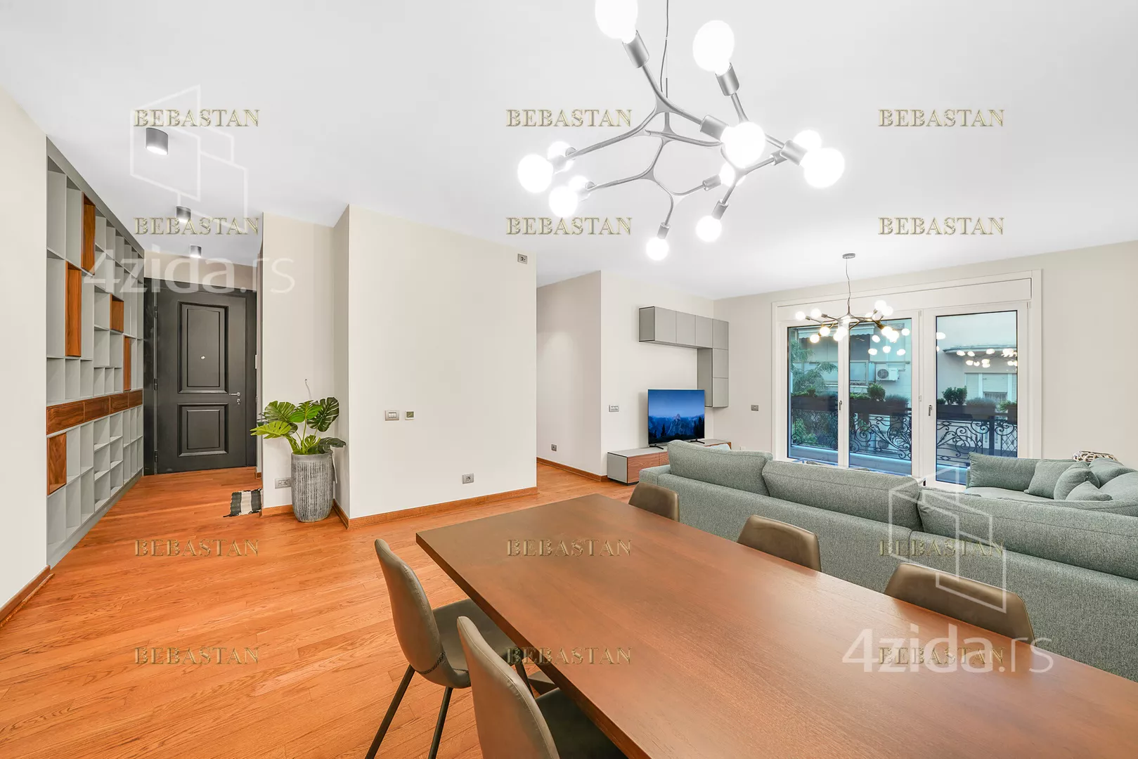 Trosoban stan | 4zida