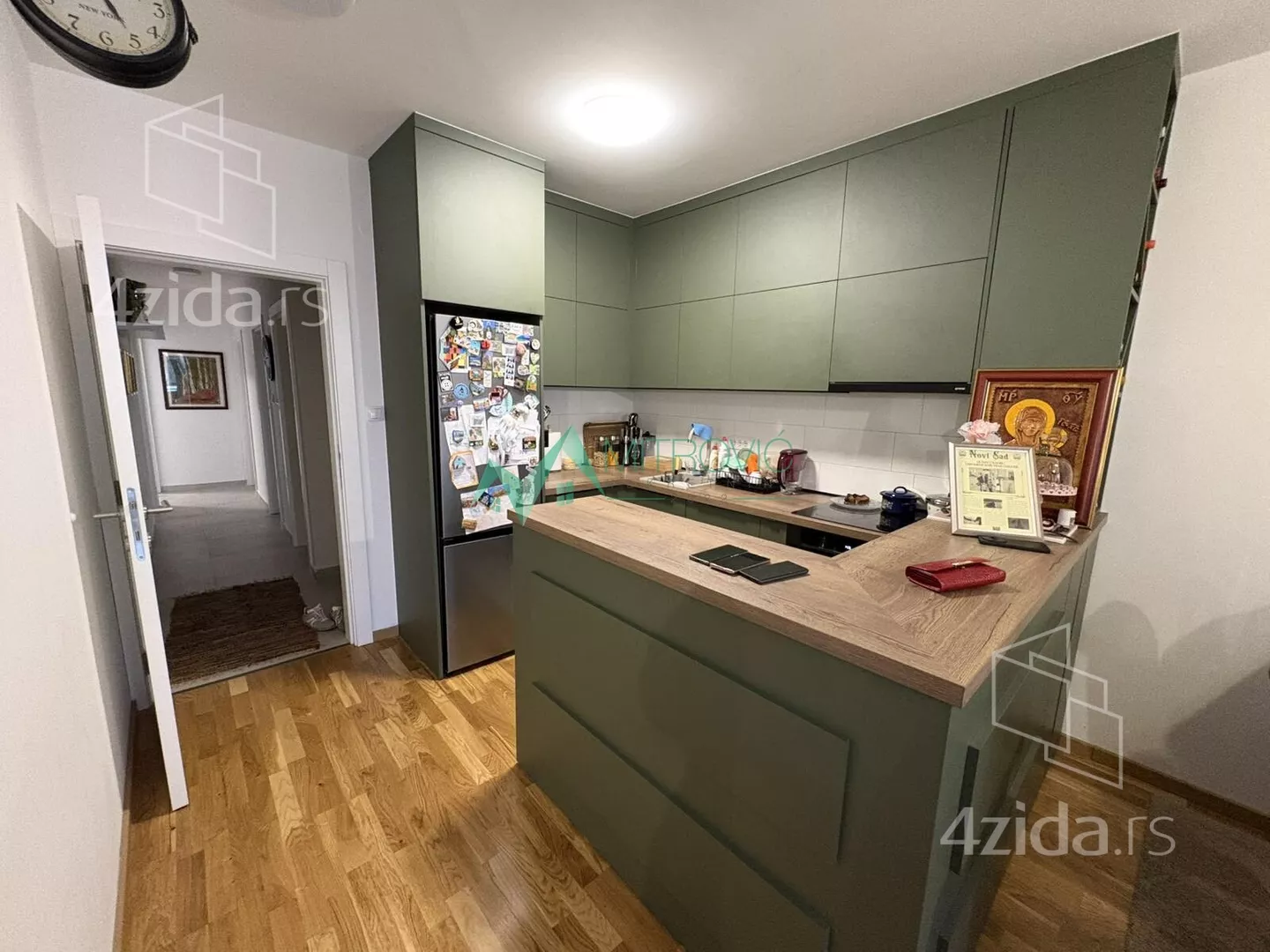 Troiposoban stan | 4zida