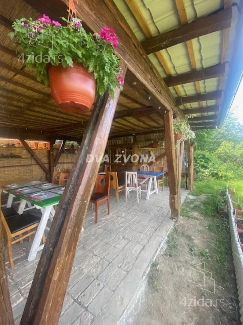 Ugostiteljski objekat | 4zida
