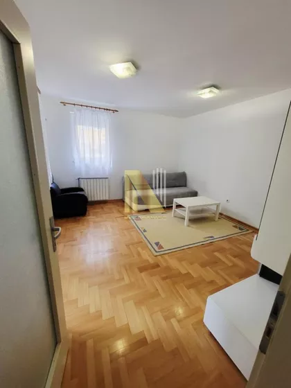 Jugovićevo | 4zida.rs