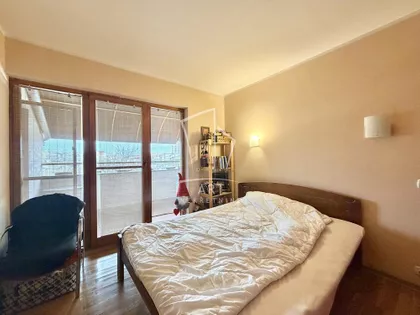 22. oktobra | 4zida.rs