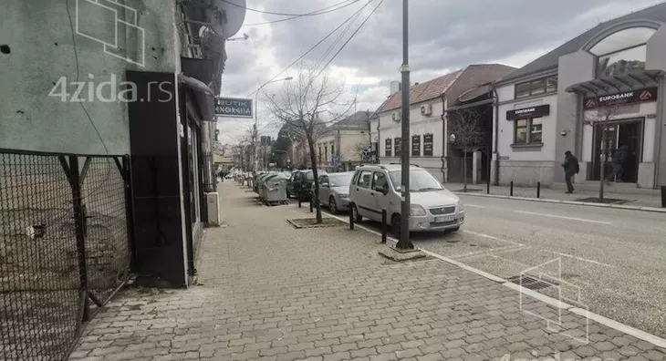 Poslovni prostor | 4zida