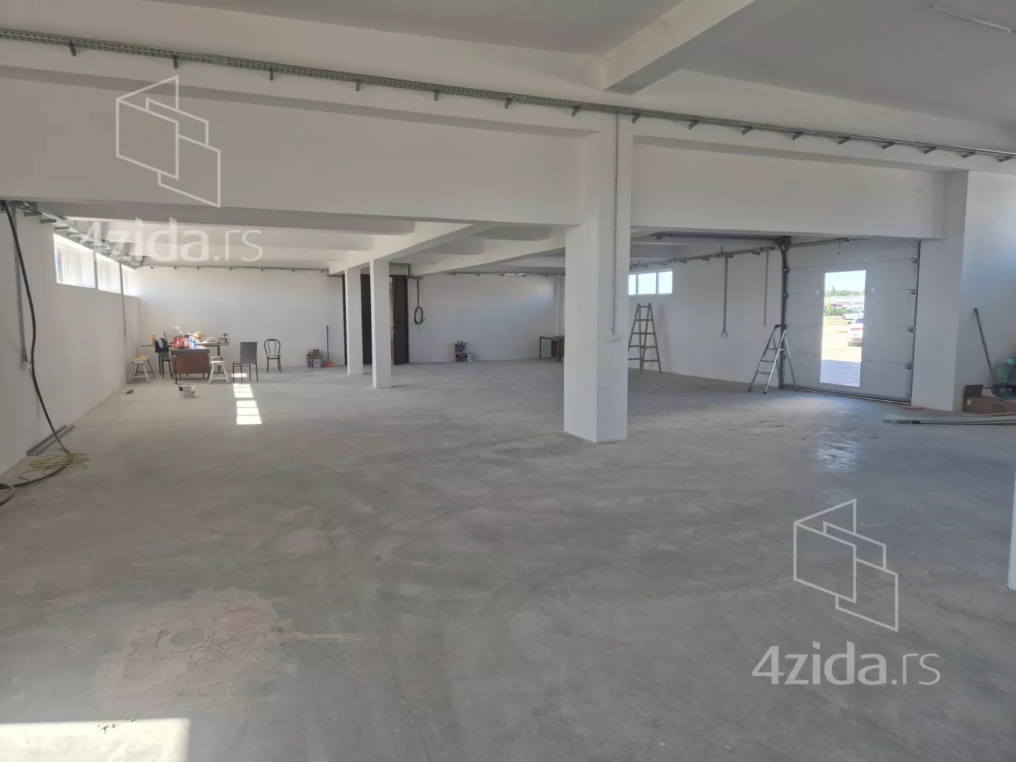 Poslovni prostor | 4zida