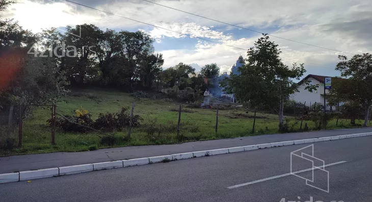 Građevinsko zemljište | 4zida