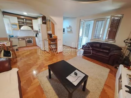 Socijalno | 4zida.rs