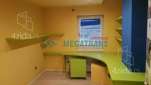 Petosoban stan | 4zida