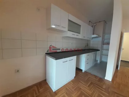 Centar 3 | 4zida.rs