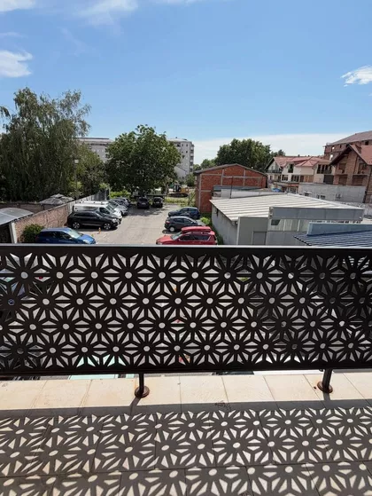 Borča | 4zida.rs