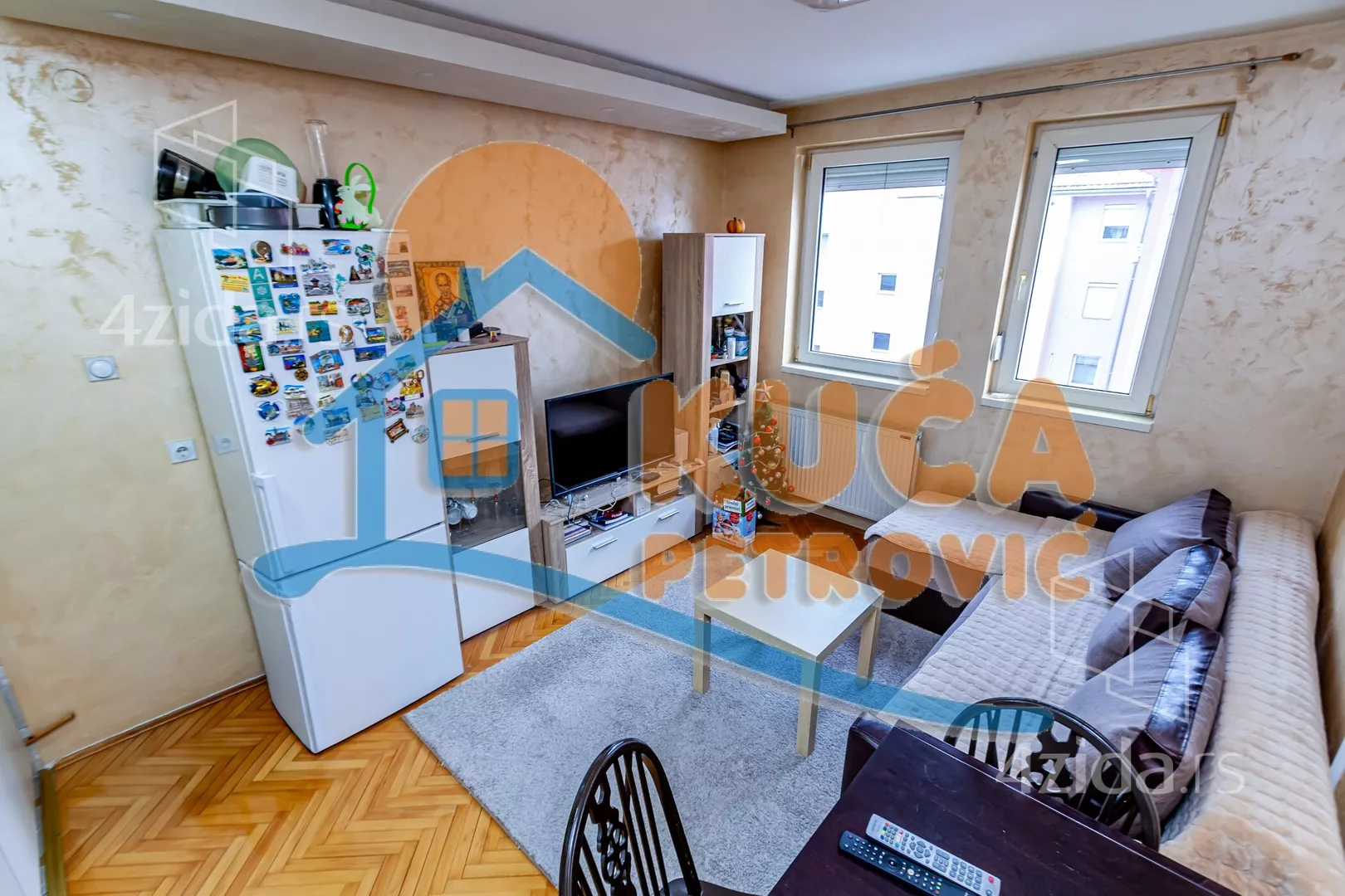 Dvoiposoban stan | 4zida