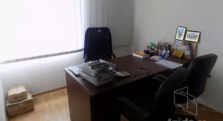 Poslovna zgrada | 4zida