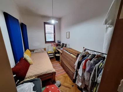 Crveni Krst | 4zida.rs