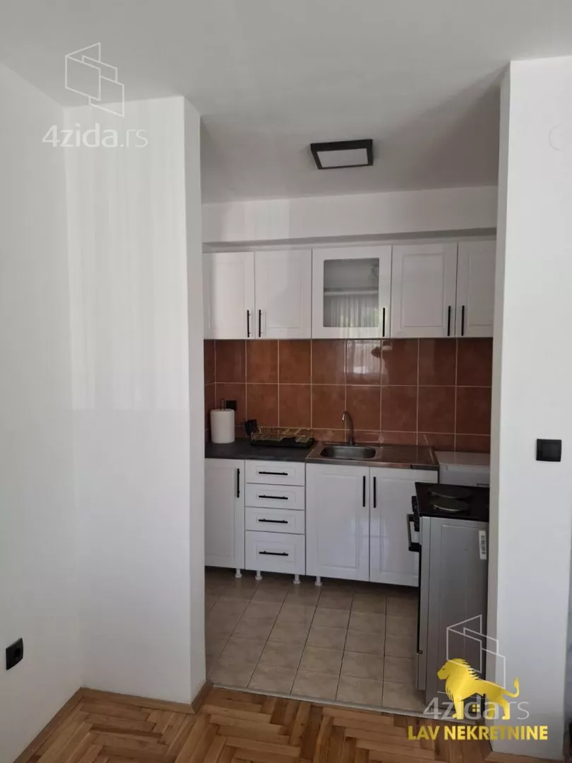 Garsonjera | 4zida