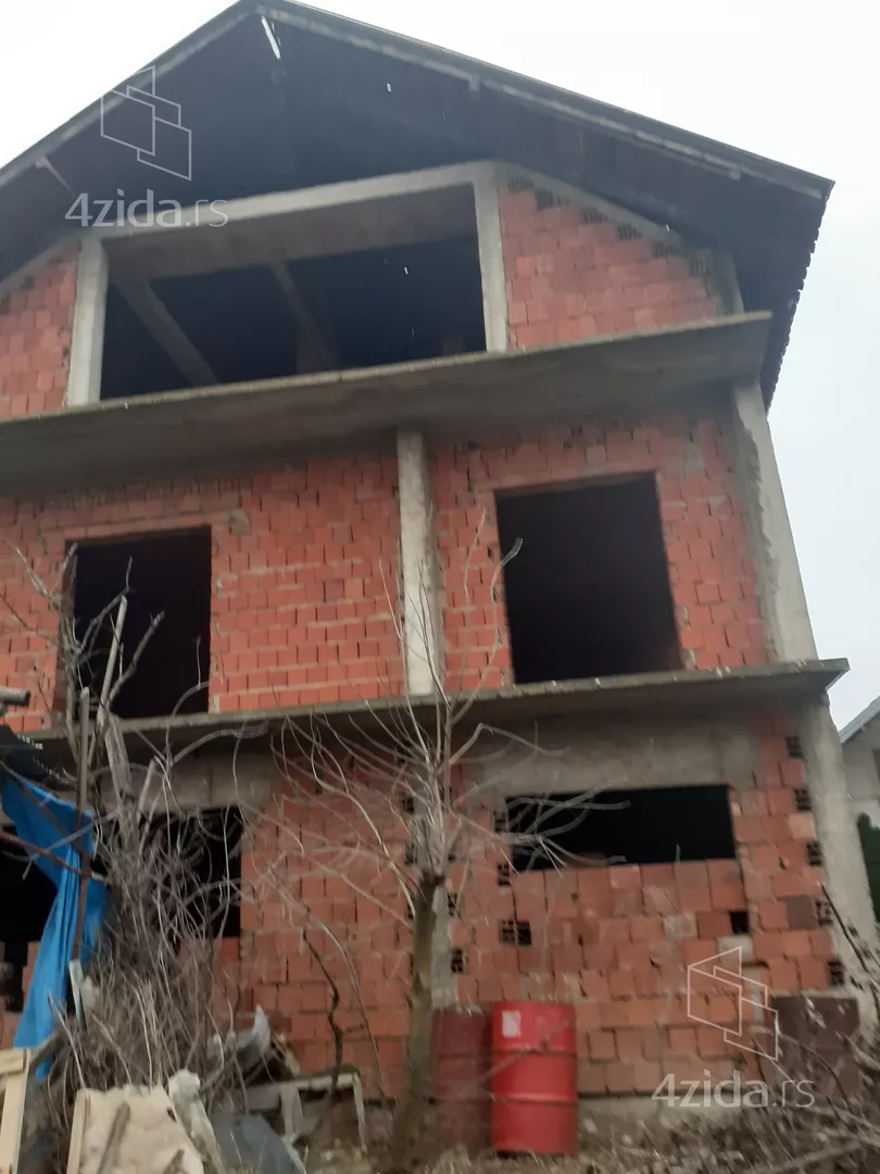 3-etažna kuća | 4zida