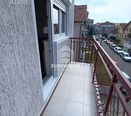 5-etažna kuća | 4zida