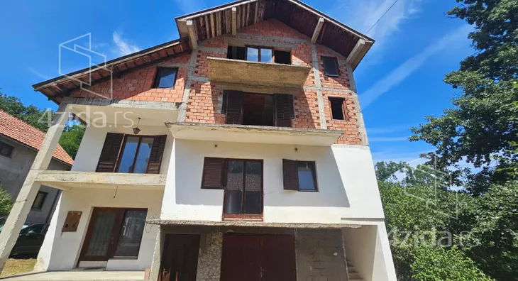 4-etažna kuća | 4zida